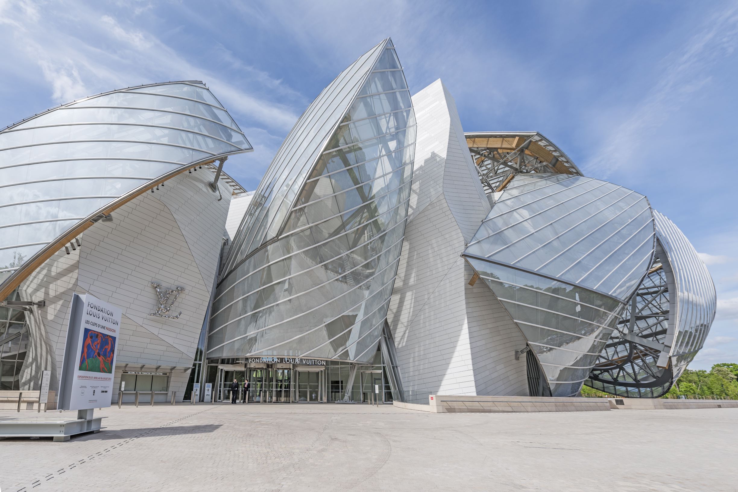 French Limestone & Sustainability Set the Stage for Louis Vuitton